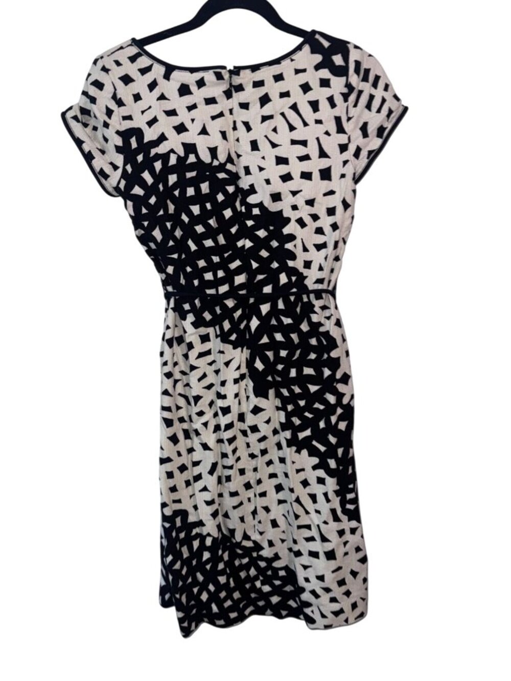Talbots Black & White Geometric Print Cap Sleeve Dress Size 4 Cotton Blend - Picture 5 of 7
